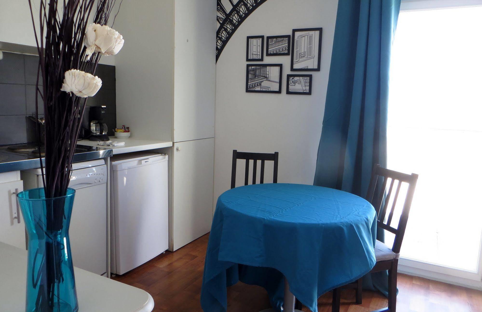 Residence Carouge Appart Hotel Brétigny-sur-Orge Eksteriør bilde