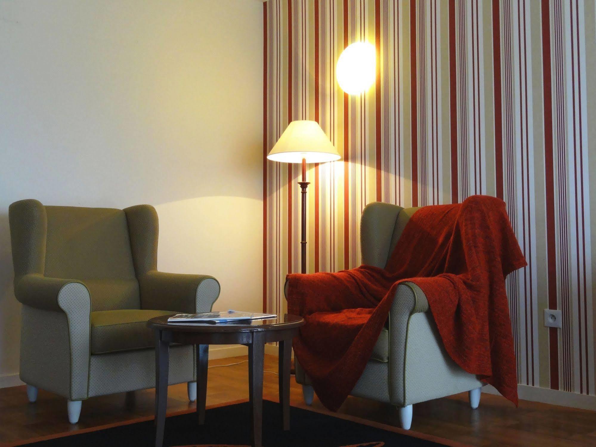 Residence Carouge Appart Hotel Brétigny-sur-Orge Eksteriør bilde