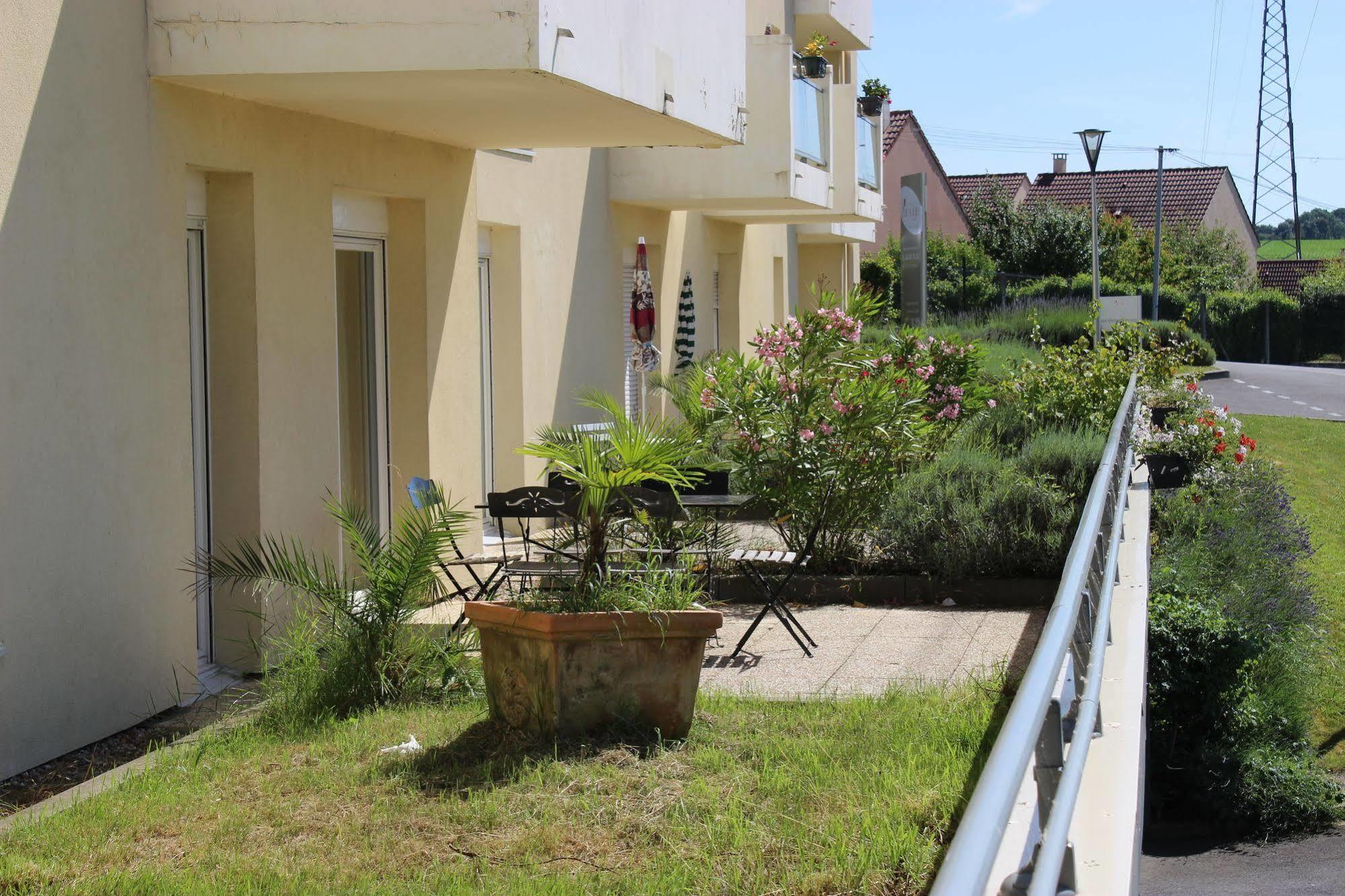 Residence Carouge Appart Hotel Brétigny-sur-Orge Eksteriør bilde